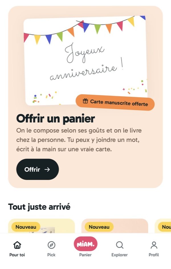 Offrir un panier, avec une carte manuscrite « Joyeux anniversaire ! »